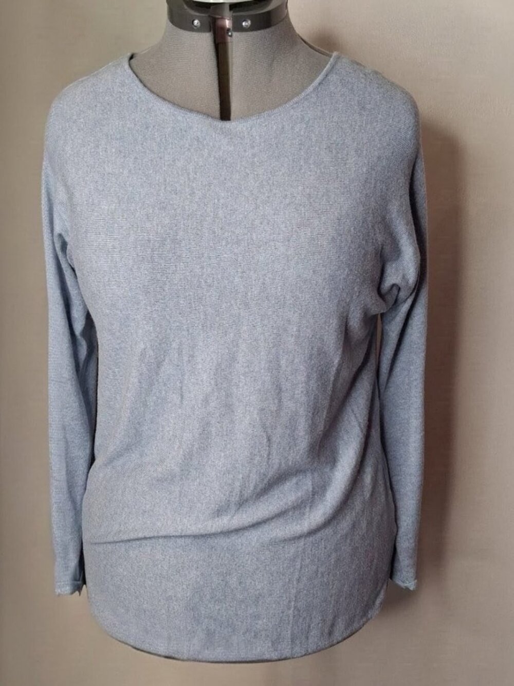MICHAEL Michael Kors Light Blue High Low Lightweight Sweater Size M
